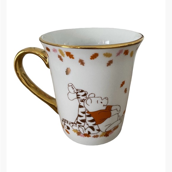 Other - 💙Charming Gold-Trimmed Mug with Pooh, Tigger Eeyore